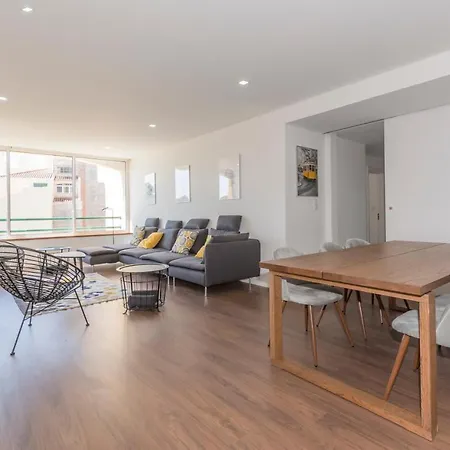 Houze_lovely Flat With Swimming Pool! Apartment